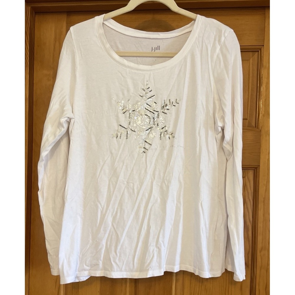 J.Jill Women's White Top With A Touch Of Snowflake sparkle Sz Large